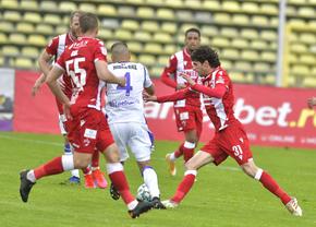 Dezastru la Dinamo: doi oameni de bază și-au reziliat azi contractele!