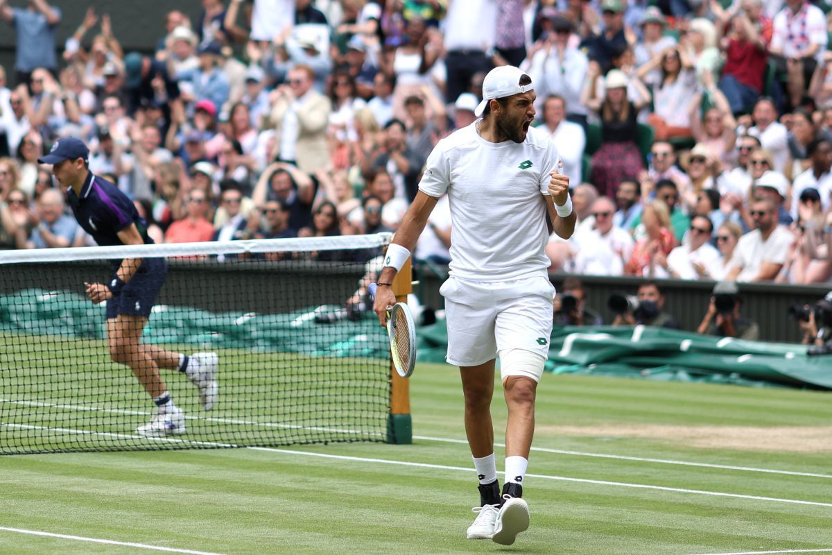 Novak Djokovic - Matteo Berrettini 6-7 (4), 6-4, 6-4, 6-3 » Djokovic, din nou campion la Wimbledon! Titlul de Grand Slam #20 pentru sârb