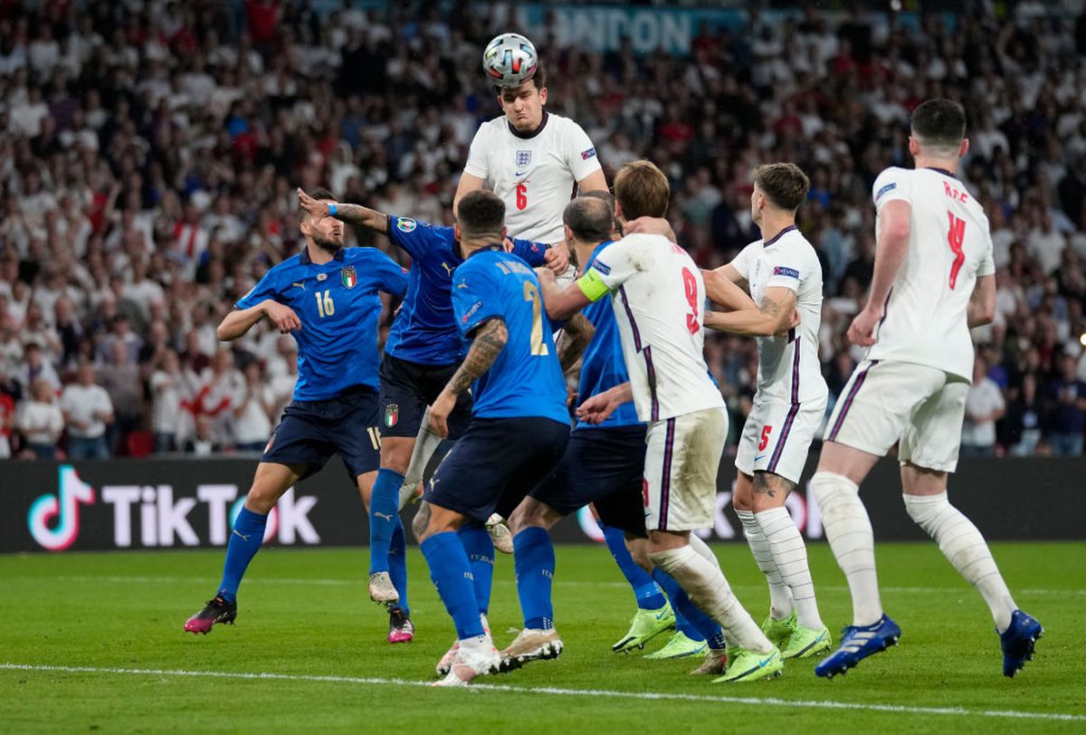 Propunere excepțională » Supercupă Argentina - Italia, în memoria legendarului Diego Maradona