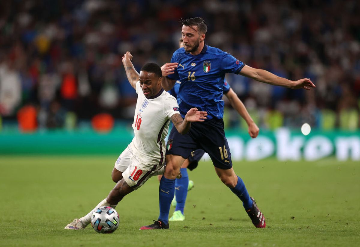 Patru persoane acuzate de rasism față de jucătorii Angliei după finala EURO, arestate