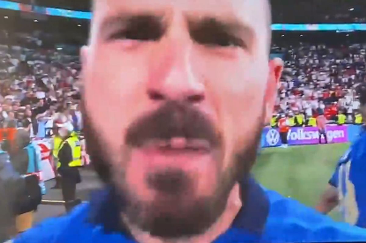 Leonardo Bonucci s-a repezit la cel mai apropiat cameraman după finala EURO » Videoclipul care s-a viralizat rapid