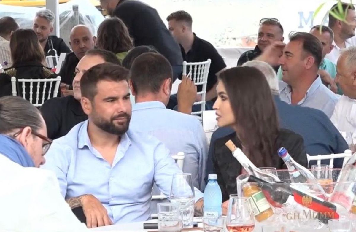 Adrian Mutu, prezent la cea mai stranie petrecere din Mamaia: pe șantier, în cort, cu băutura în roabă și excavator