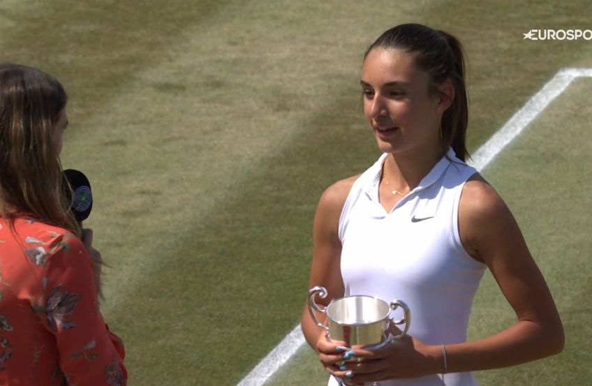 Alexia Tatu (14 ani) a câștigat finala junioarelor U14 la Wimbledon 2022, după ce a învins o altă româncă, Andreea Diana Soare (15 ani), scor 7-6 (2), 6-4.