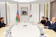 Adrian Mutu prezentat de Neftchi ca la adunările ONU! » Imagini inedite din Baku