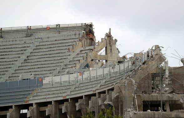 Excavatoarele, în acțiune pe Camp Nou » Imagini impresionante de la demolarea celebrului stadion! Unde va juca Barcelona