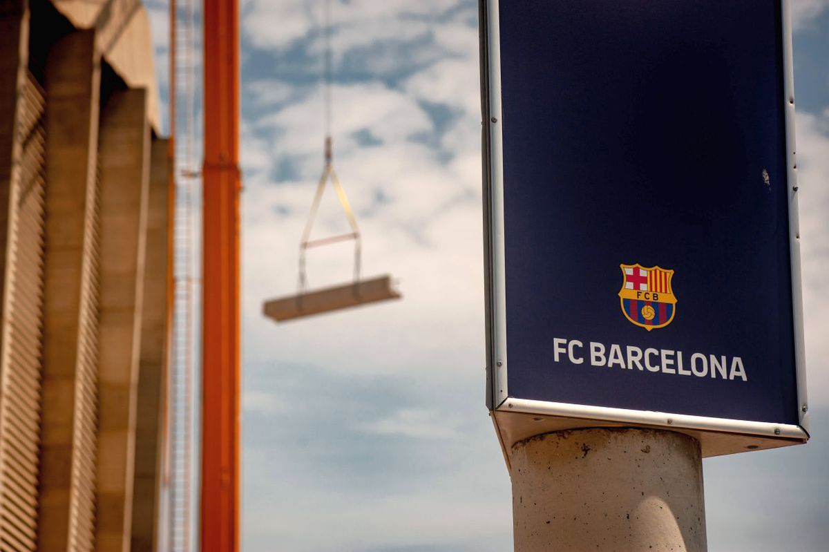 Demolarea Stadionului Camp Nou