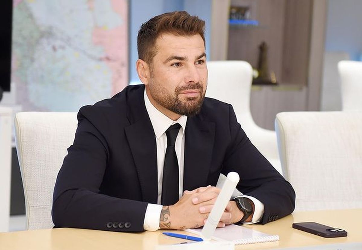 Adrian Mutu, prezentat la Neftchi