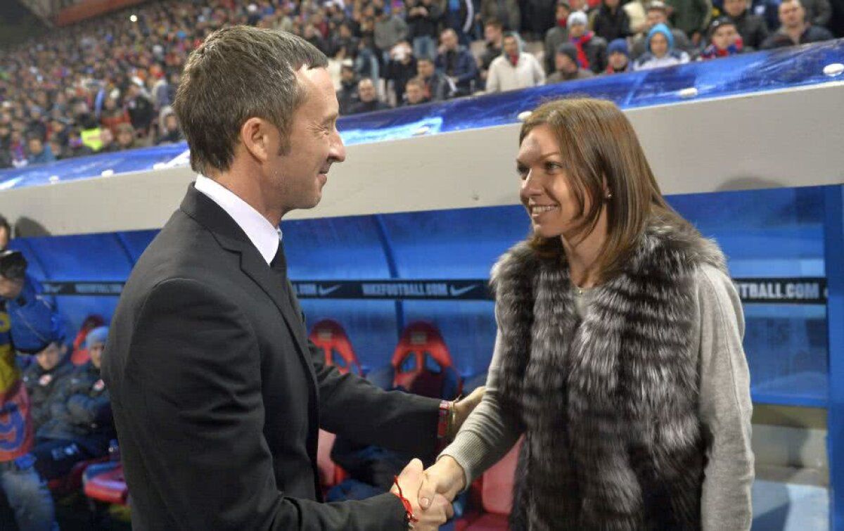 Imagini senzaționale de la ultimul FCSB - Dinamo jucat în Ghencea » Scenografii de senzație și ipostaze unice cu Halep, Mihai Stoica și arbitrul Alexandru Tudor