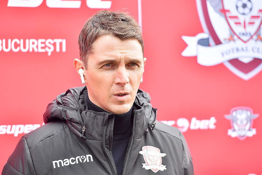 Fostul jucător de la Rapid a dat de pământ cu Șumudică: „Dacă orice alt antrenor din Liga 1 făcea asta, mai era azi angajat?”