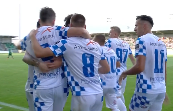 Victorie SENZAȚIONALĂ a Corvinului la Paks » 4-0 contra vicecampioanei Ungariei! Marius Lupu a reușit o „triplă”