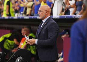 Desființat de presă la primul eșec, iar acum e pe cale să devină Rege: „Le-am spus jucătorilor că acesta este drumul”. Povestea incredibilă a lui Luis de la Fuente, un selecționer atipic!