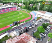 Cum arată gazonul stadionului „Eugen Popescu” din Târgoviște. FOTO: YouTube @Miros de Cer