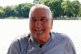 Rică Răducanu a dispărut din lumina reflectoarelor » GSP l-a găsit în Neptun, la afacerea familiei: „Băi tată, mulțumesc mult! Bine că ați venit!”