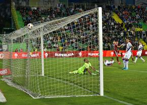 Start în FC Argeș - Rapid » Dublă ocazie pentru gazde în minutul 16