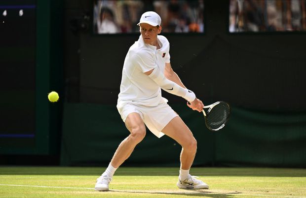 „Cine crede în sport, îl susține pe Novak Djokovic!” » Italienii, revoltați de atitudinea englezilor: „O insultă rușinoasă pentru Jannik Sinner!”