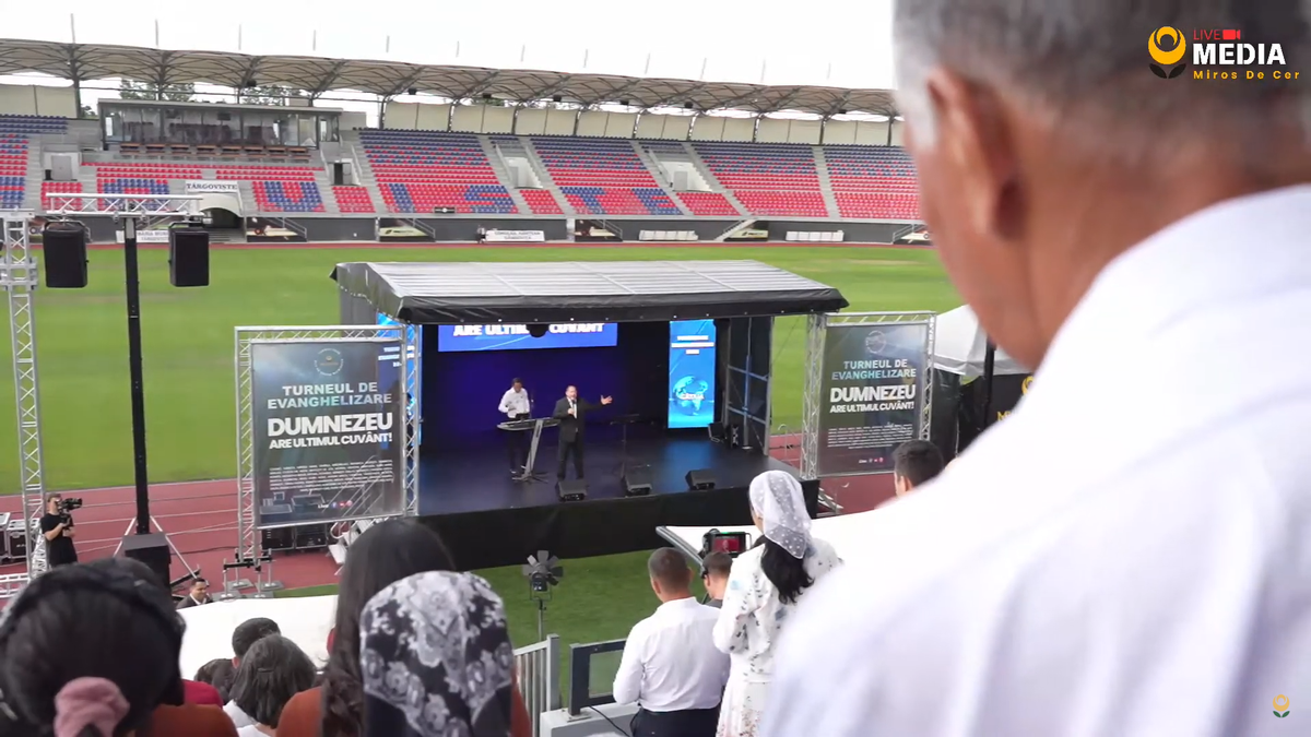 Cum arată gazonul stadionului „Eugen Popescu” din Târgoviște