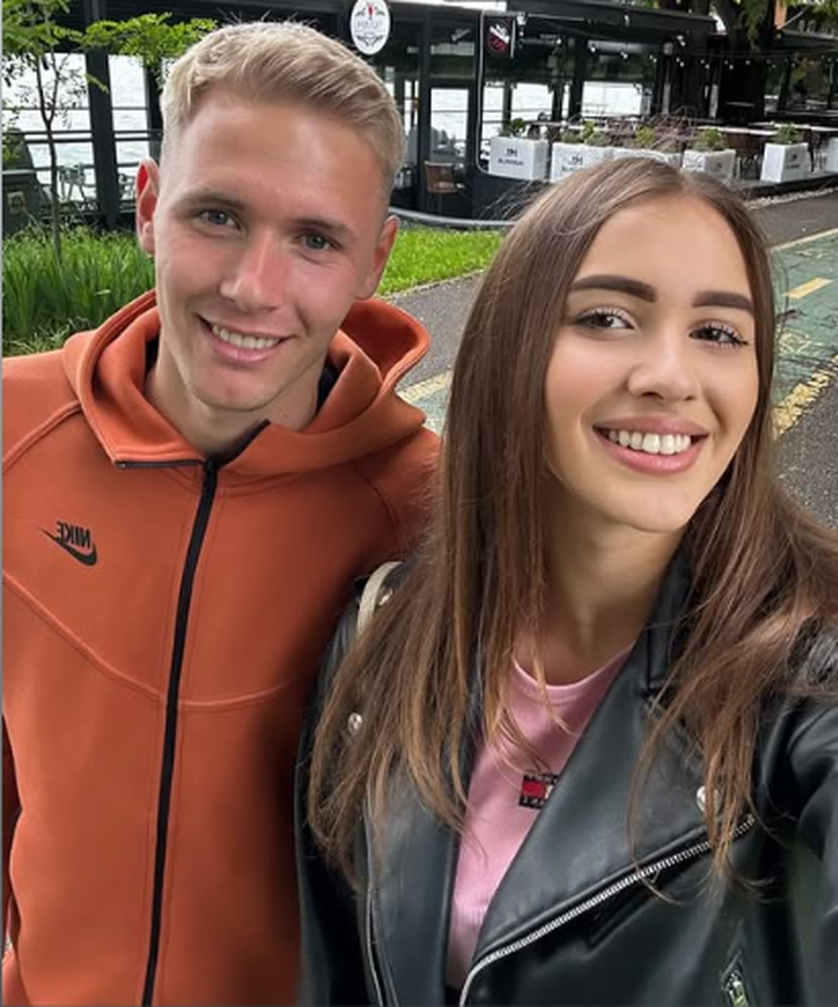 Iubita noului transfer al lui Dinamo a luat o decizie majoră: „Poți face lucruri minunate!”