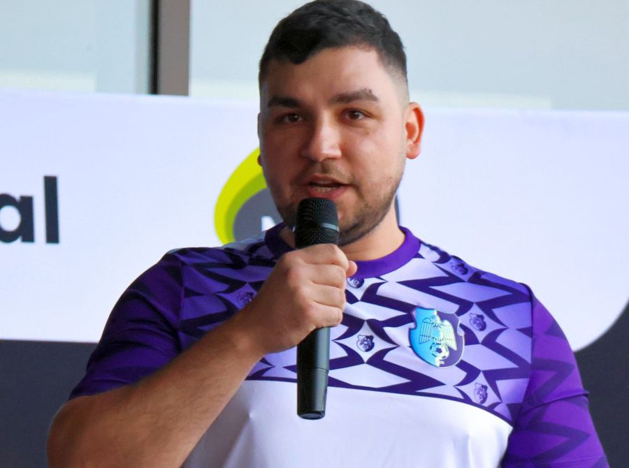 „În social media, suntem în Top 6-8 echipe din România!” » Despre trendurile din Superligă cu bucureșteanul care se ocupă de imaginea lui FC Argeș: „Sunt «dobrinist» din anii 2000”