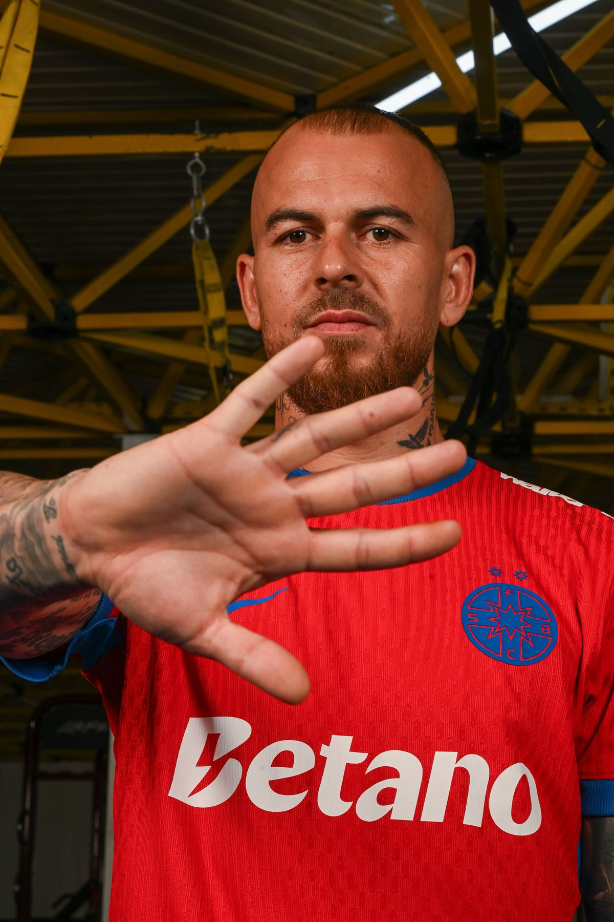 Cum arată noile echipamente ale campioanei FCSB