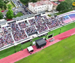 Cum arată gazonul stadionului „Eugen Popescu” din Târgoviște. FOTO: YouTube @Miros de Cer