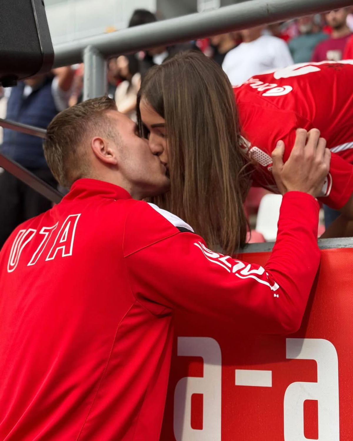 Iubita noului transfer al lui Dinamo a luat o decizie majoră: „Poți face lucruri minunate!”