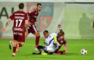 Denis Ciobotariu, iritat când a fost pus să îl compare pe Gâlcă cu Șumudică