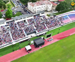 Cum arată gazonul stadionului „Eugen Popescu” din Târgoviște. FOTO: YouTube @Miros de Cer