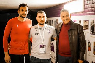 „În social media, suntem în Top 6-8 echipe din România!” » Despre trendurile din Superligă cu bucureșteanul care se ocupă de imaginea lui FC Argeș: „Sunt «dobrinist» din anii 2000”