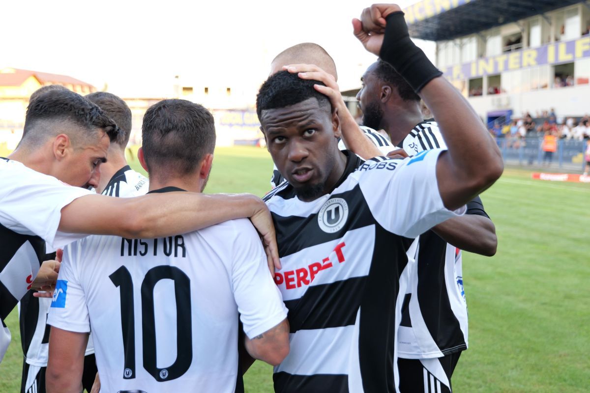 În pas de defilare! U Cluj s-a distrat cu Metaloglobus și e primul lider al campionatului