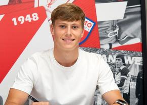 Transferul #12 la Dinamo » A semnat contractul pe 5 ani