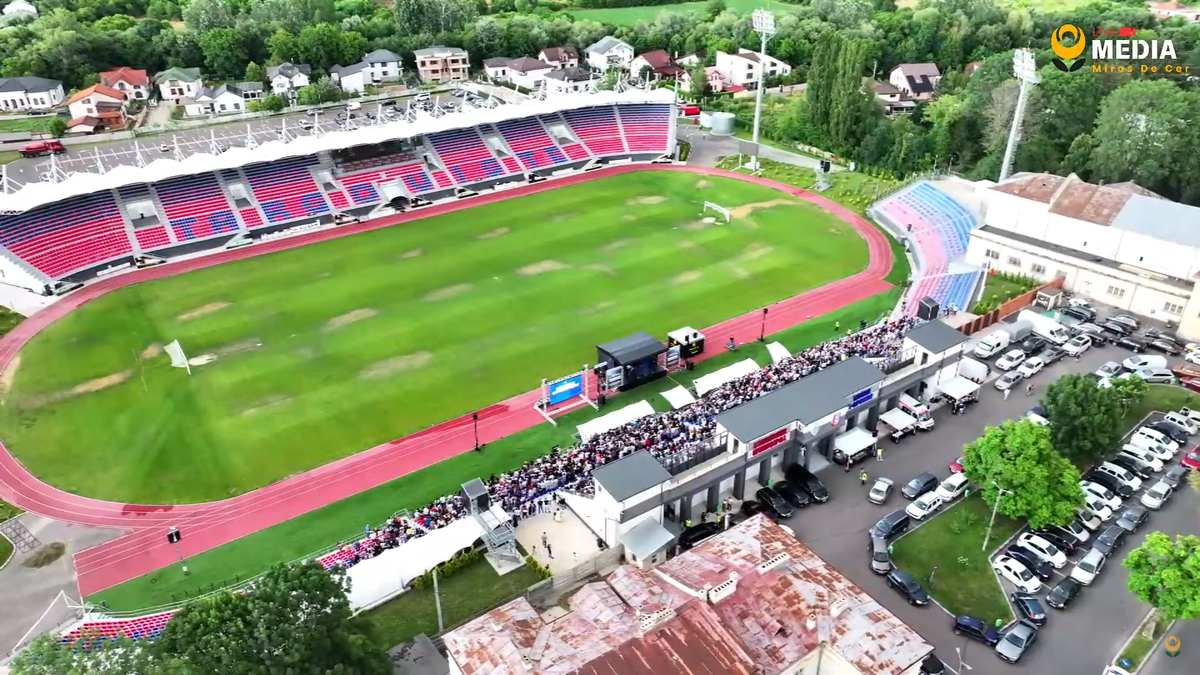 Dezastru pe stadionul din România reabilitat cu 20 de milioane de euro! Incredibil cum arată gazonul