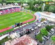 Cum arată gazonul stadionului „Eugen Popescu” din Târgoviște. FOTO: YouTube @Miros de Cer