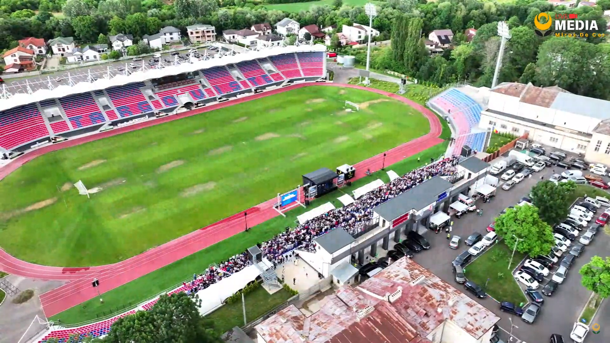 Cum arată gazonul stadionului „Eugen Popescu” din Târgoviște