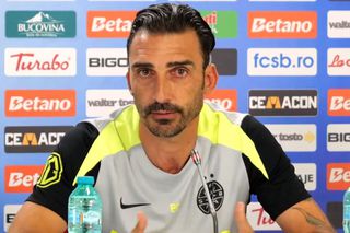 Cum vede Charalambous transferul iminent al lui Louis Munteanu: „Uitați-vă în Grecia!” + Ce spune de răbufnirea lui Crețu