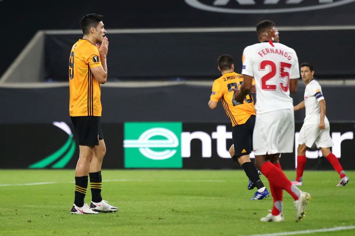 Wolves - Sevilla & Shakhtar - Basel 11 august