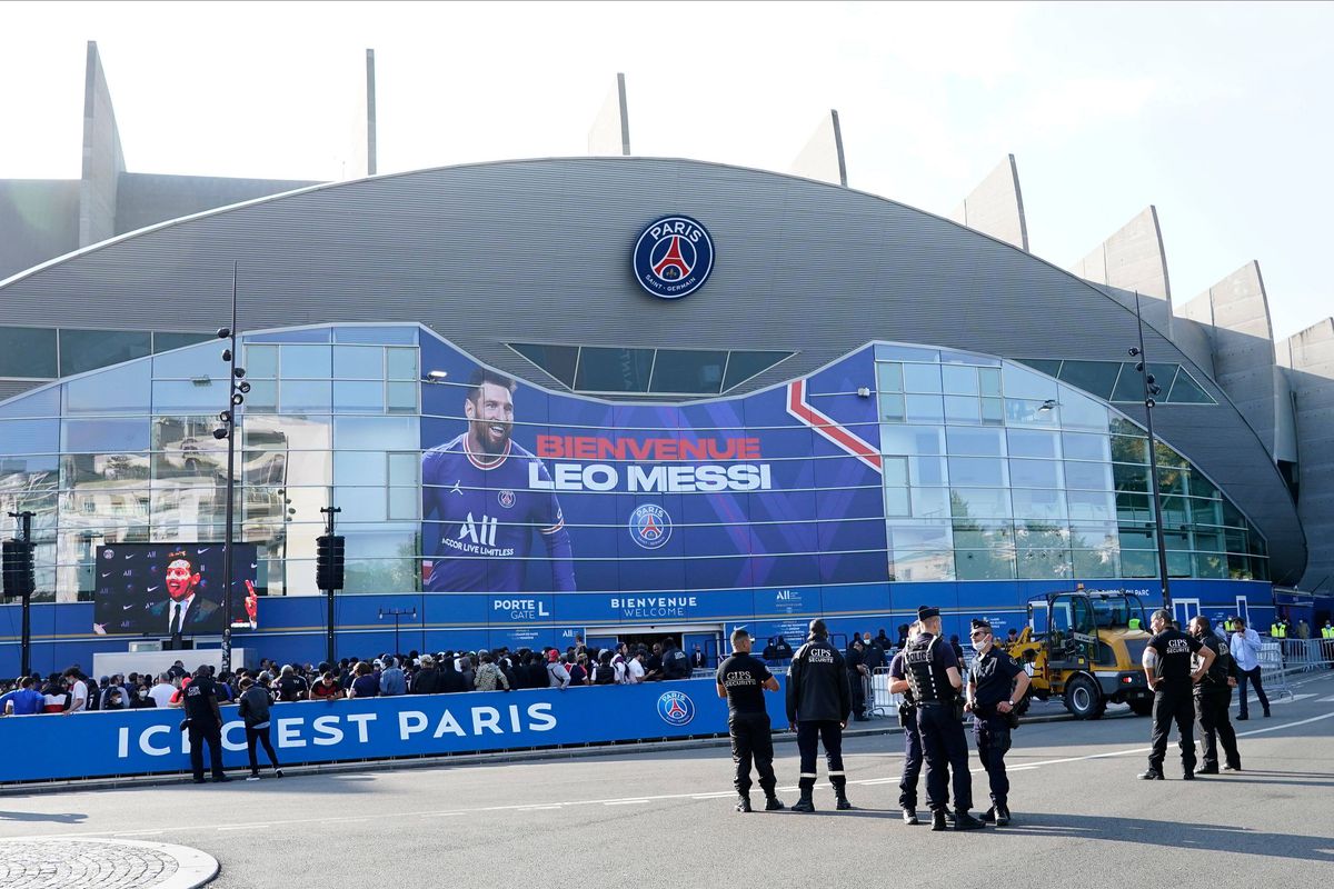 Bine ați venit în viitor! Leo Messi, recompensat cu criptomonede după ce a semnat cu PSG