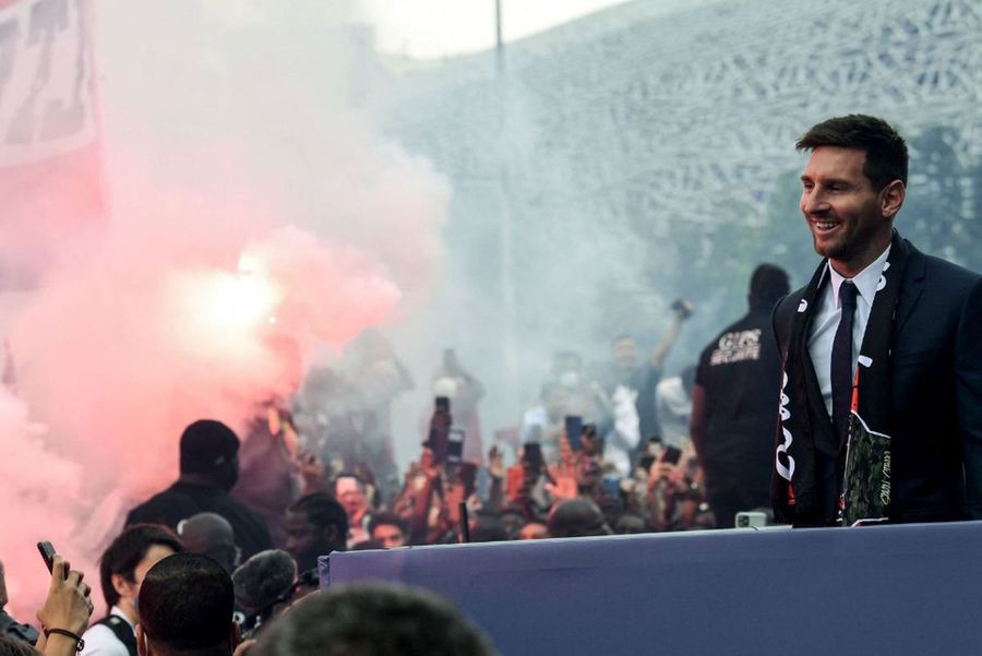Leo Messi a fost prezentat oficial la PSG astăzi / Sursă foto: Messi Media Twitter Cristiano Ronaldo, chemat în Ligue 1 să se dueleze cu Leo Messi: „Îi scriu în fiecare zi!” » Răspunsul lui CR7