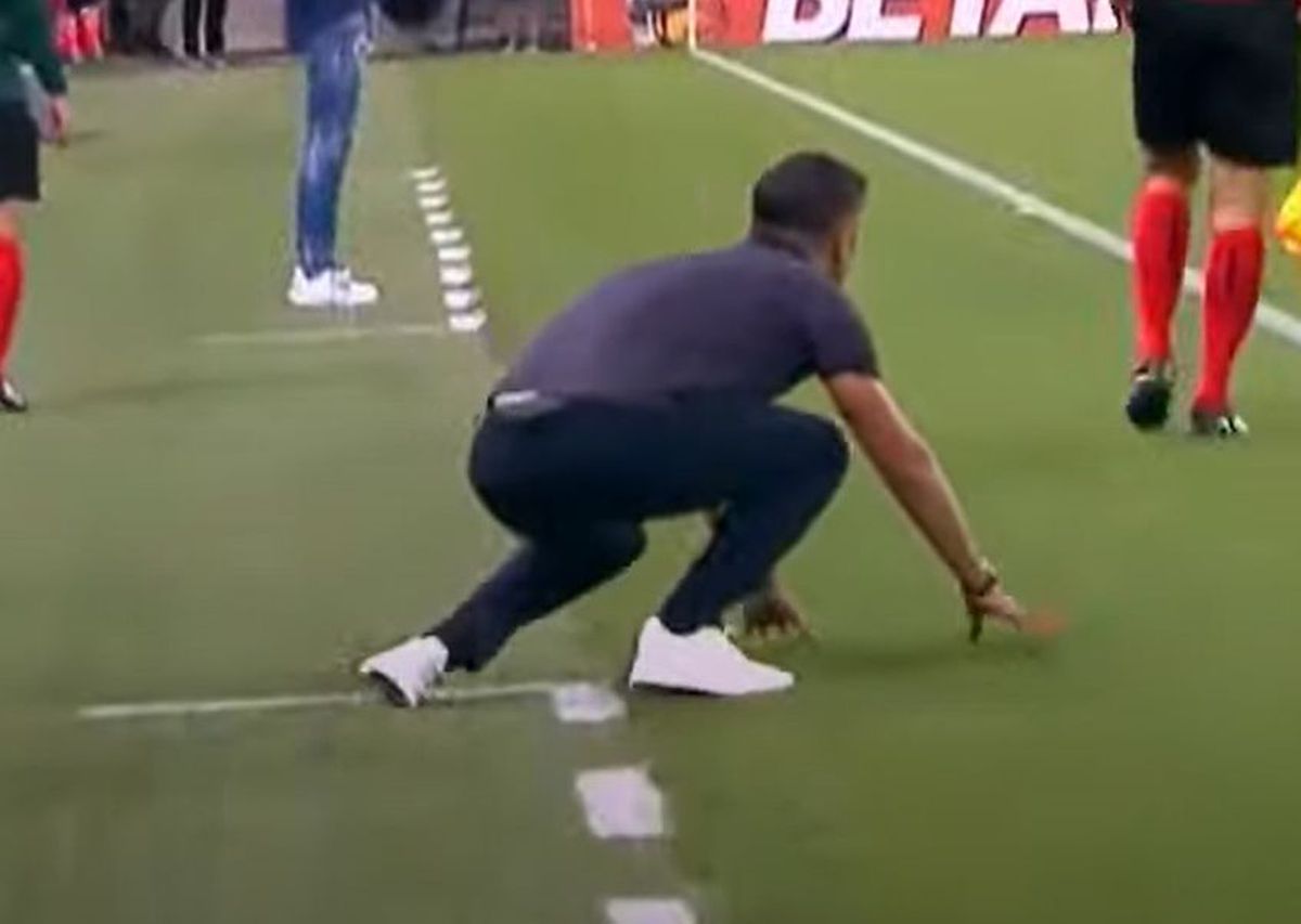 Vulcanul Dică » Faza care l-a lăsat în genunchi pe tehnicianul FCSB