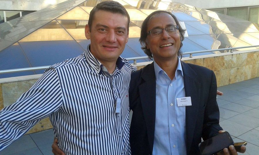 Adrian Sterpu, în stânga Alegeri DDB cu scandal! Dinamoviștii se acuză între ei: „Înregistrează convorbiri” vs. „Nu sunt spion, nu am lucrat la SRI, cum o fac apropiați ai angajaților de la Dinamo”
