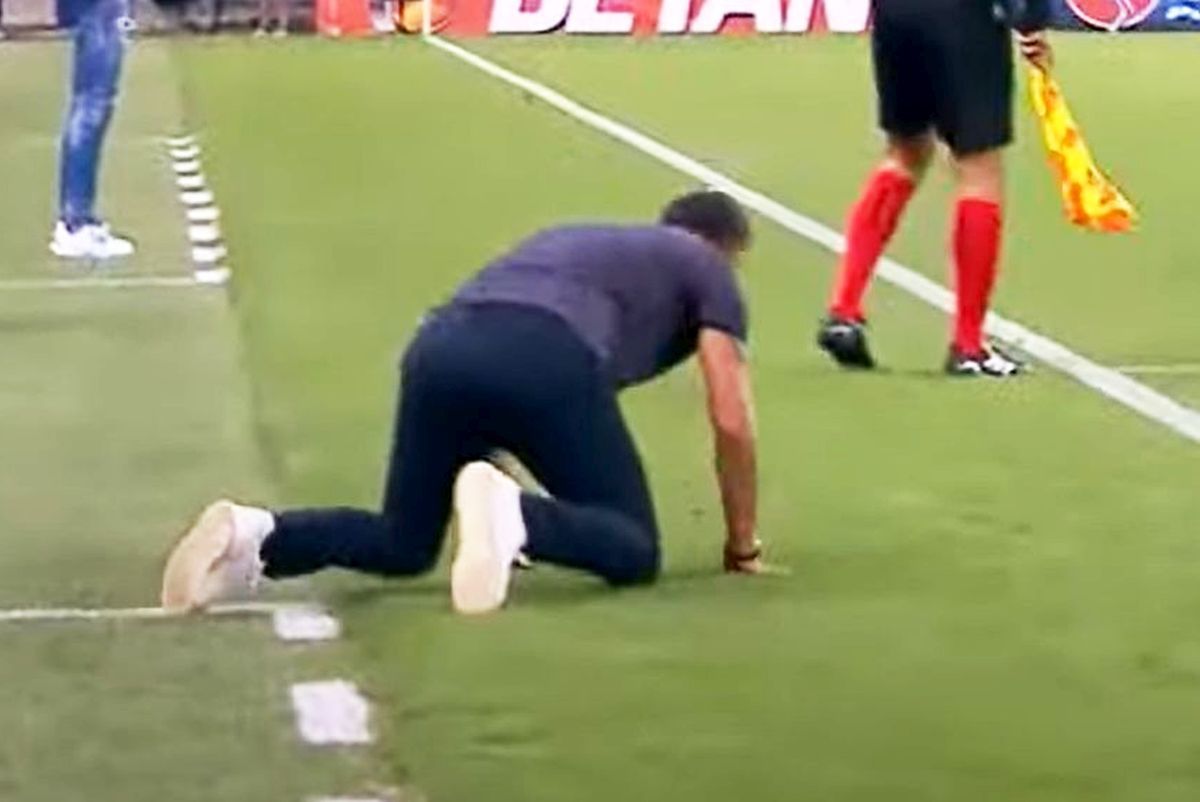 Vulcanul Dică » Faza care l-a lăsat în genunchi pe tehnicianul FCSB