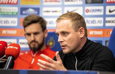 Trei jucători roș-albaștri lăudați de antrenorul lui Nordsjaelland, după 0-0 cu FCSB: „Bun, extrem de implicat”