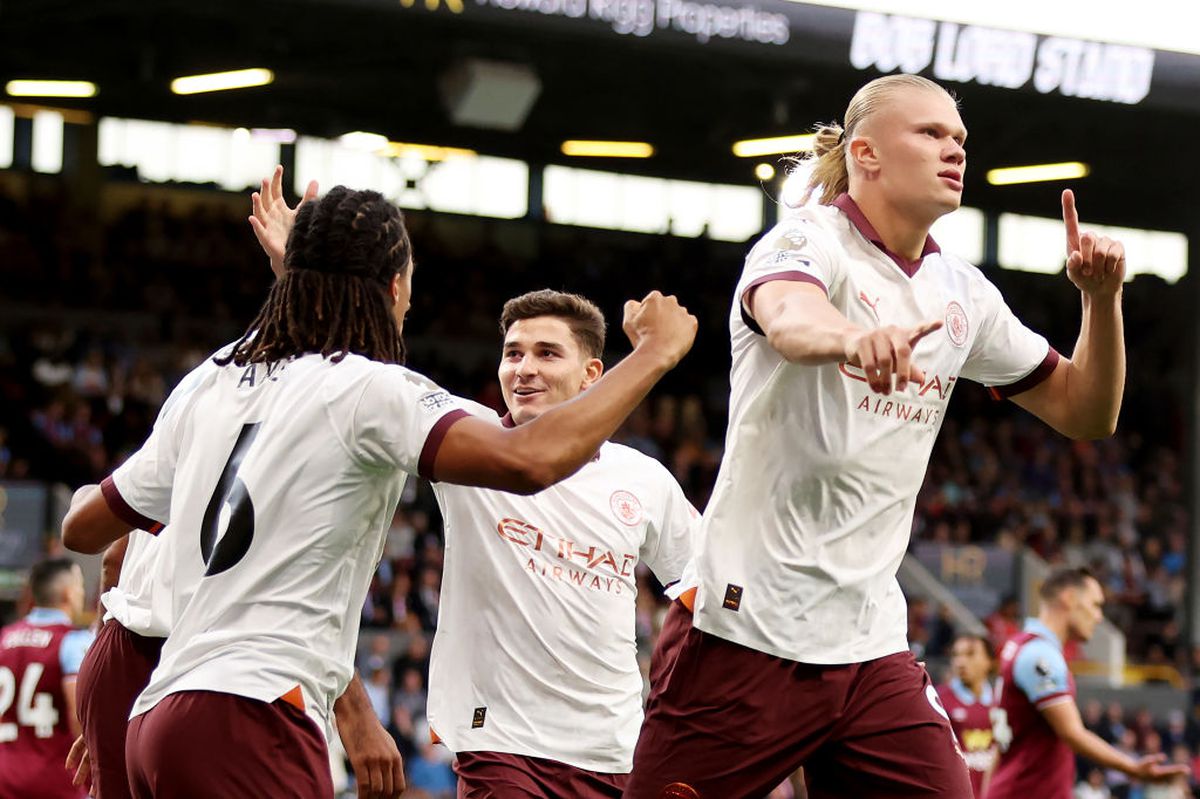 Burnley - Manchester City deschide noul sezon de Premier League