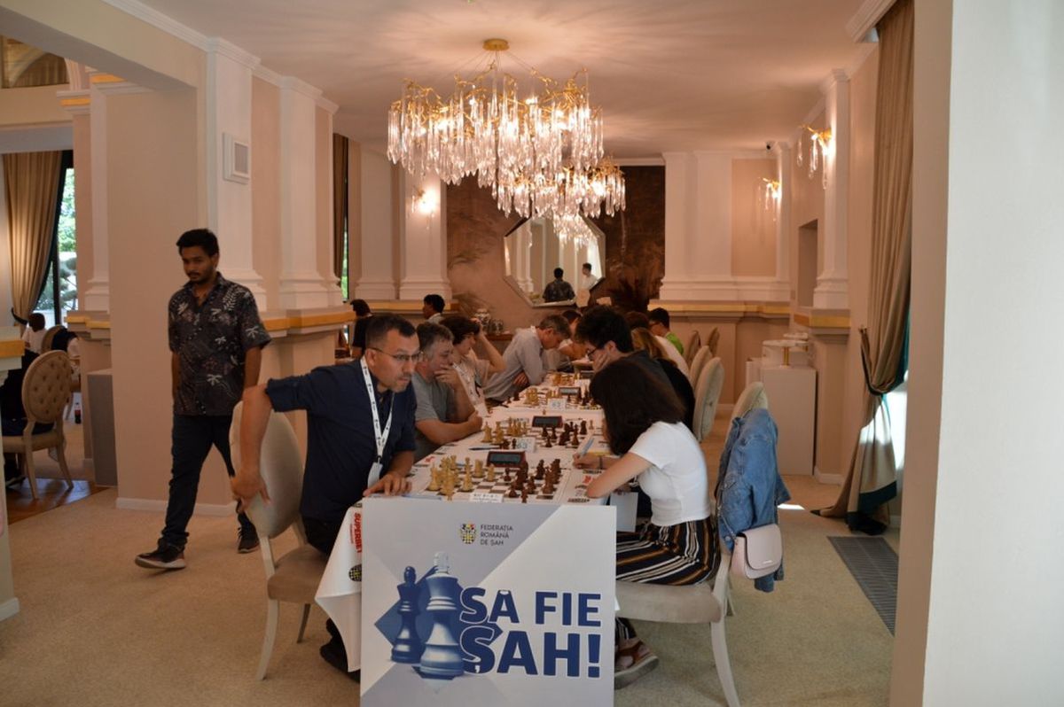 A început turneul de șah Arad Grand prix Classic 2023 » Cine sunt marii favoriți + Marele premiu pus în joc