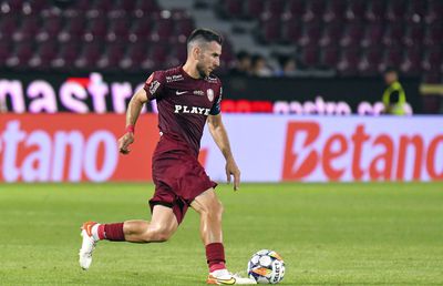 Titularul de la CFR Cluj, arogant după eșecul cu U Cluj: „La noi vorbesc trofeele”