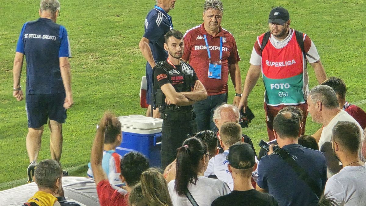 Ce s-a întâmplat la finalul partidei Oțelul Galați - Rapid. Foto: Cezar Titor (GSP)