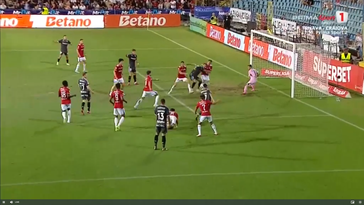 Scandal în Oțelul - Rapid » Giuleștenii au cerut penalty, arbitrul nu a mers la VAR! Verdictul specialistului: „Ce vrei mai mult?”