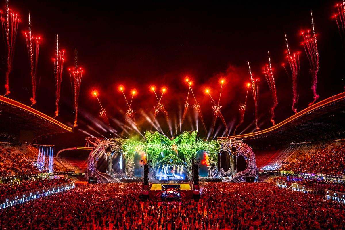 500.000 de fani au participat la ediția Untold din acest an » Cele mai tari imagini de la festivalul de pe stadionul Cluj Arena