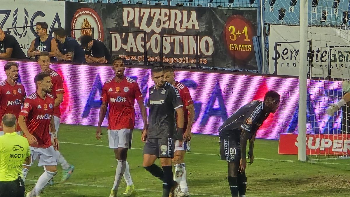 Vizibil afectat, Gâlcă pregătește schimbări majore cu FCSB: „Vor intra jucători care pot oferi mai mult”