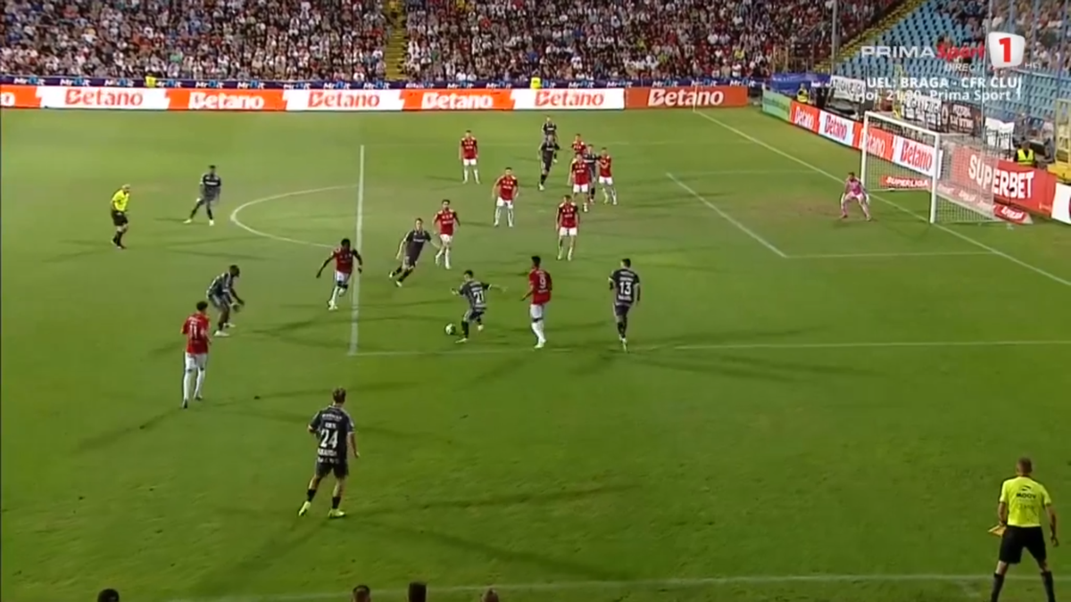 Scandal în Oțelul - Rapid » Giuleștenii au cerut penalty, arbitrul nu a mers la VAR! Verdictul specialistului: „Ce vrei mai mult?”