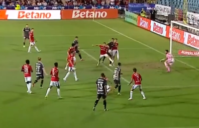 Scandal în Oțelul - Rapid » Giuleștenii au cerut penalty, arbitrul nu a mers la VAR! Verdictul specialistului: „Ce vrei mai mult?”